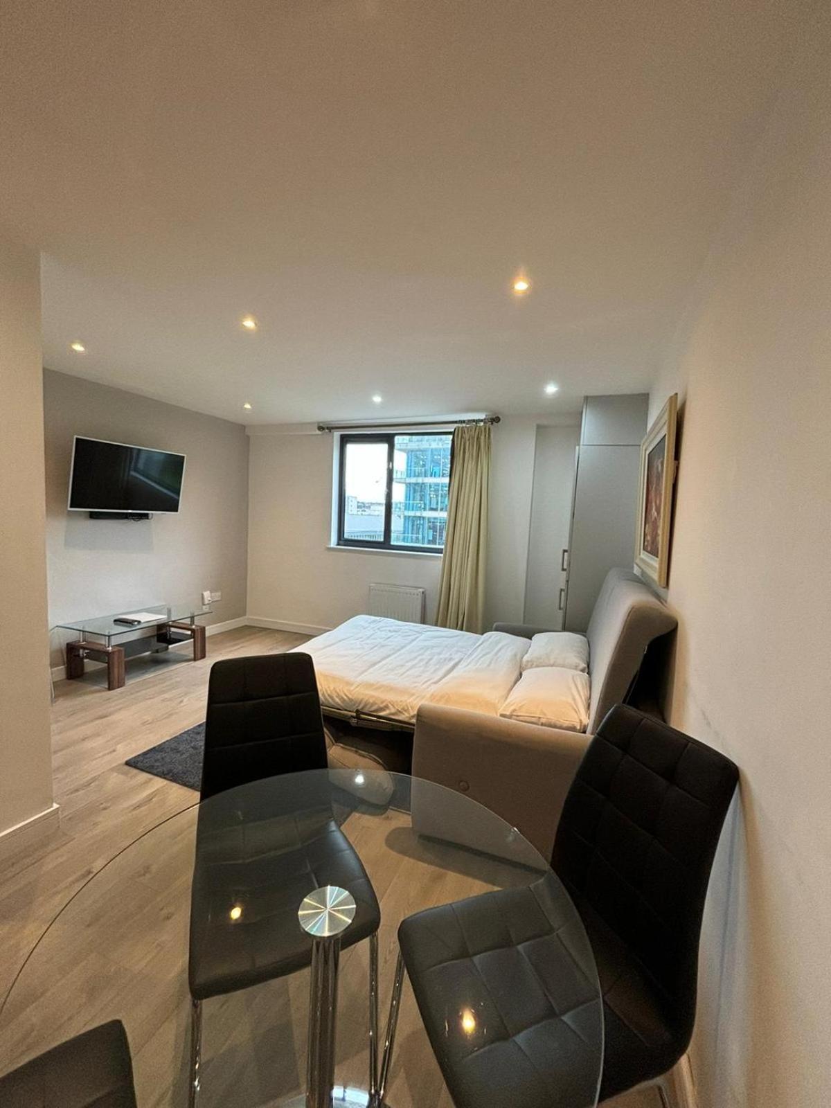 Grand Canal Square Apartments دبلن المظهر الخارجي الصورة